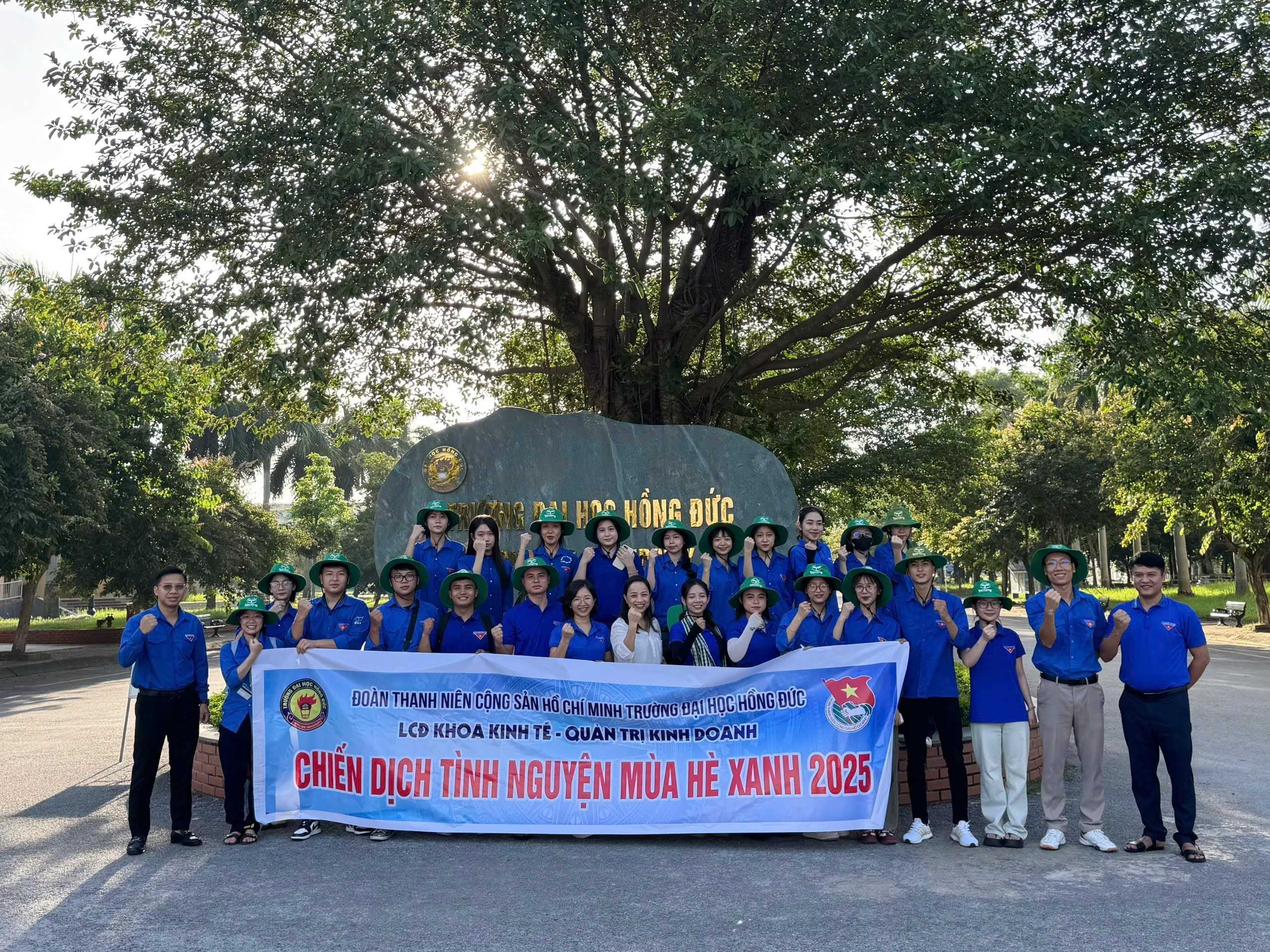 CHIẾN DỊCH MÙA HÈ XANH NĂM 2025 – KHOA KINH TẾ & QUẢN TRỊ KINH DOANH – TRƯỜNG ĐẠI HỌC HỒNG ĐỨC